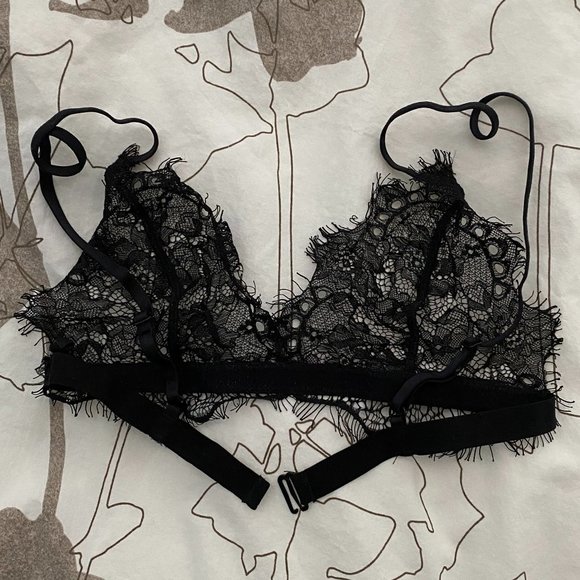 URBAN OUTFITTERS Lace Triangle Bralette Size S - Picture 2 of 5